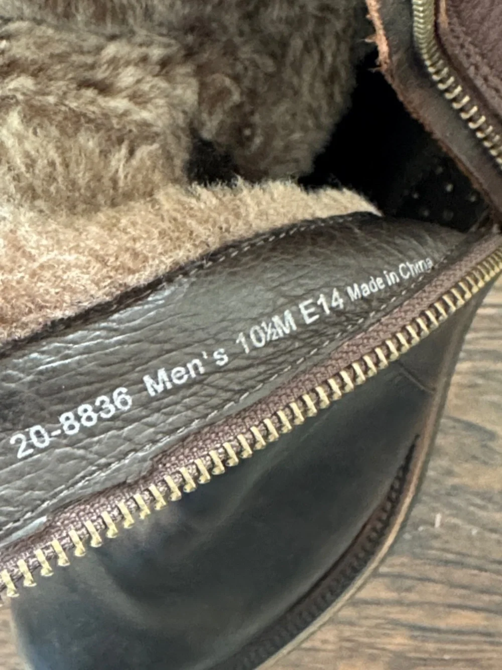 Johnson And Murphy Men's Two-Tone Brown Leather Chukka Boots w/ Shearling Lining